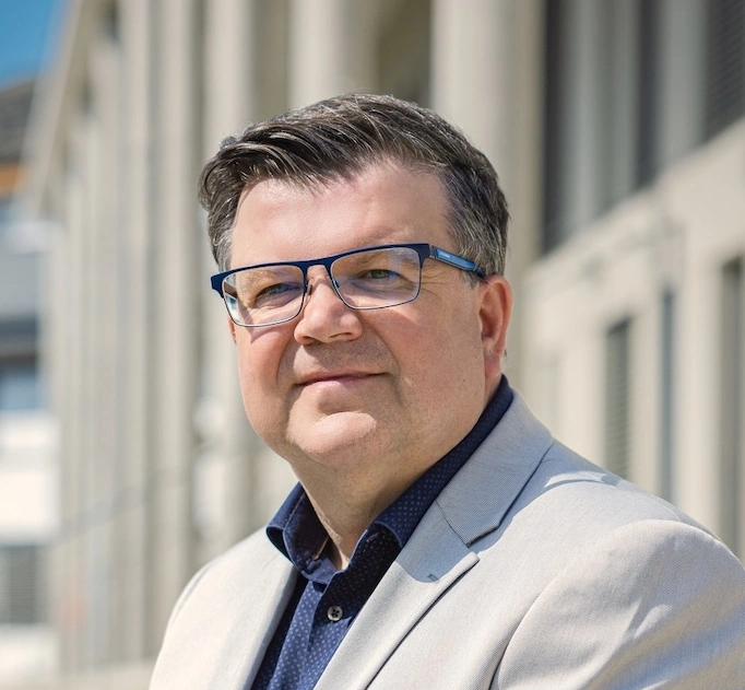 Miroslav Lávička